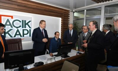 Milletin Kapısı Açık Kapı