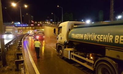 Büyükşehir Gece Gündüz Demeden Çalışıyor
