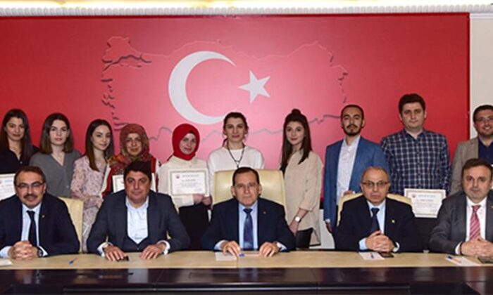 Dış Ticaret İstihbarat Uzmanı eğitimini tamamlayanlar sertifikalarını aldı