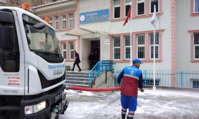 Trabzon’da Cadde Ve Sokaklar Gece Gündüz Temizleniyor