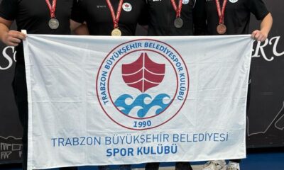 Büyükşehı̇r Güreşçı̇lerı̇ Erzurum’dan 4 Madalyayla Döndü