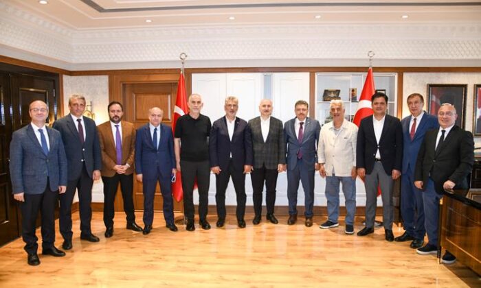 Başkan genç büyük ölçekli projeleri şehrimize kazandıracağız