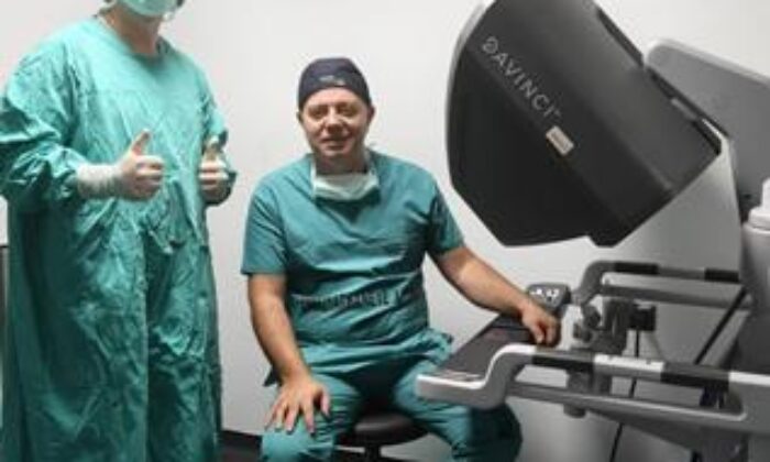 KTÜ Farabi Hastanesi’nde Robotik Cerrahi Ürolojide de Kullanılmaya Başlandı